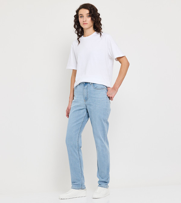 بنطلون جينز مغسول