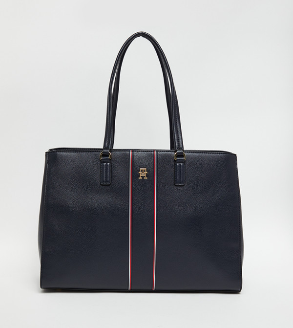 شنطة كتف بقفل كبس 