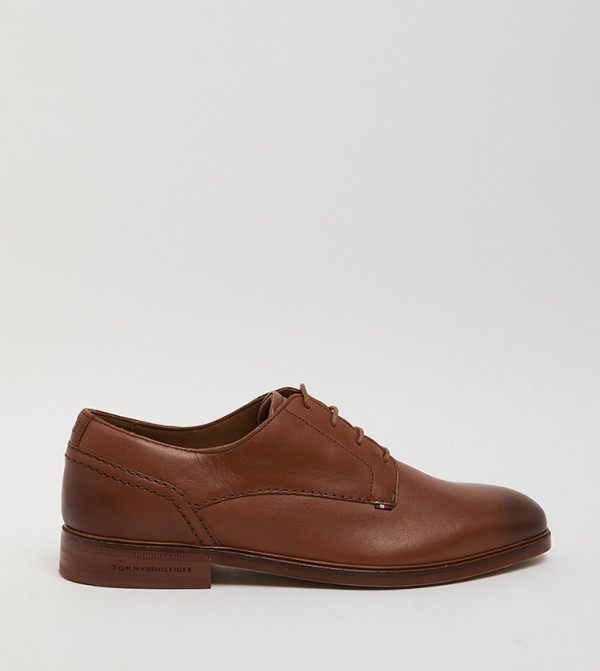 Almond Toe Lace-Up Derby Shoes