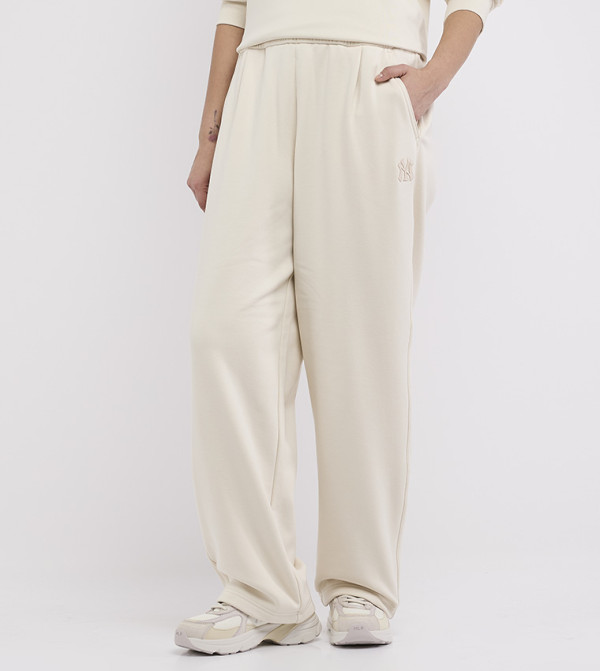 Logo Detail Elastic Waist Sweatpants