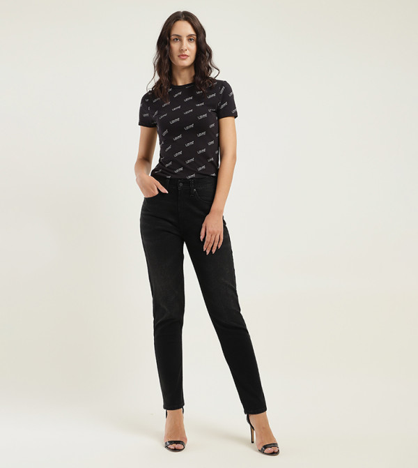 High Rise 80's New Mom Relaxed Tapered Fit Jeans