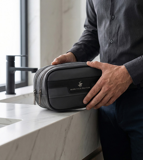 Logo Detail Zippered Toiletry Bag