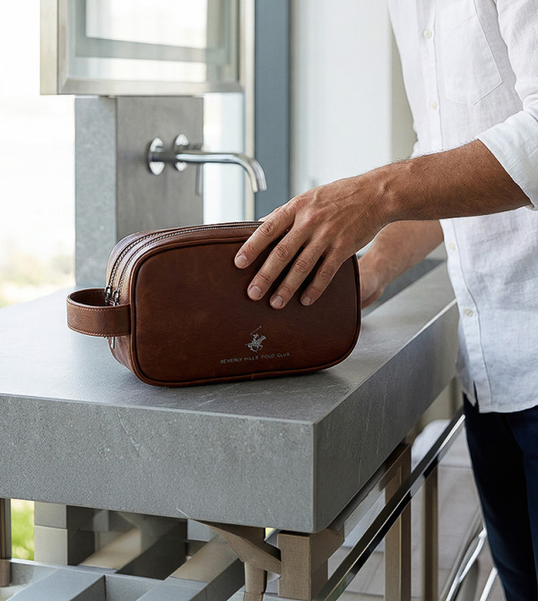 Logo Detail Zippered Toiletry Bag