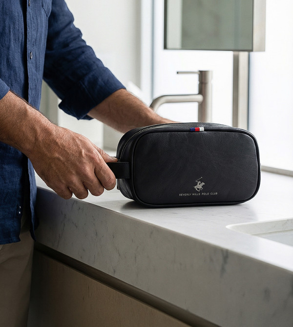 Logo Detail Zippered Toiletry Bag