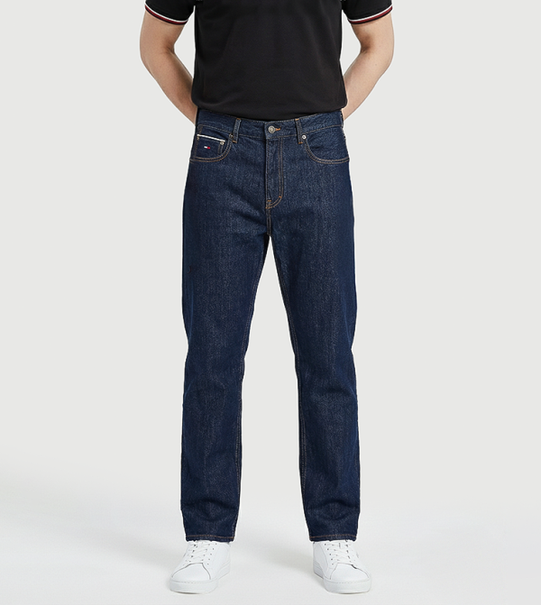 بنطلون جينز بخصر متوسط مبطن بقصة مستقيمة