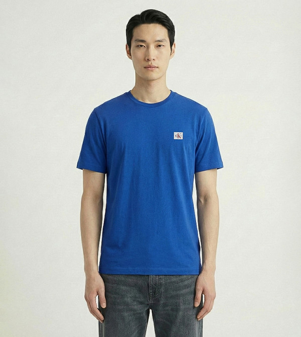 Label Detail Crew Neck T-Shirt