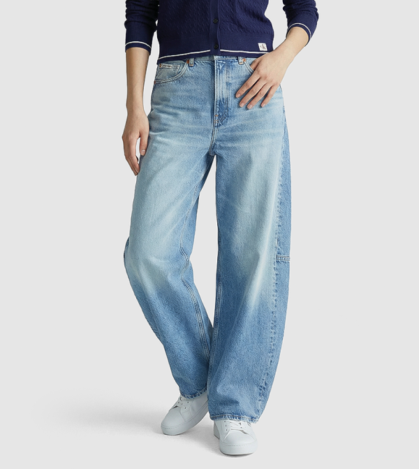 Washed High Rise Extreme Barrel Fit Jeans