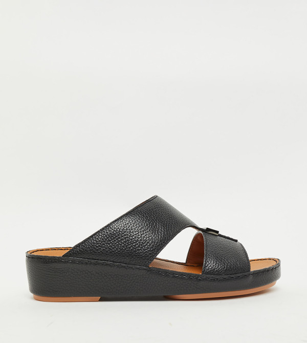 Textured Arabic Sandals