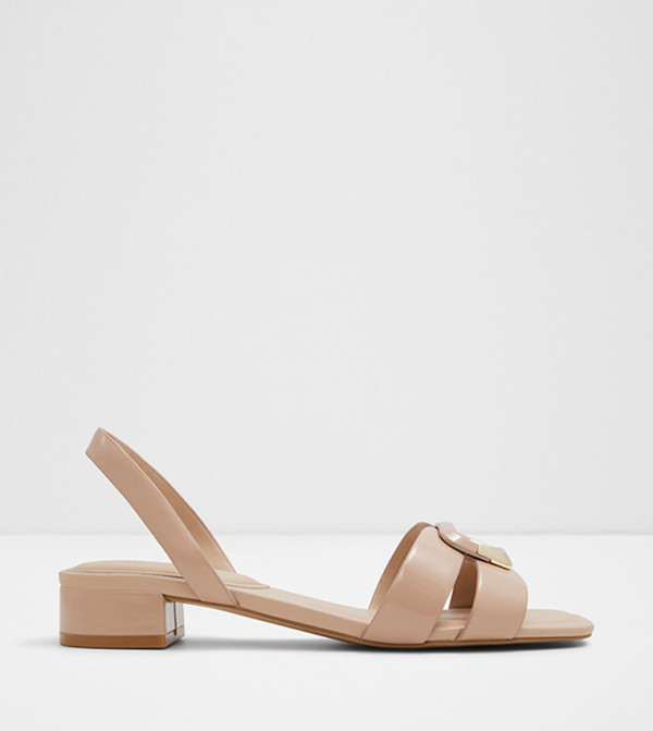 ALAMAENDAR Accessory Detail Block Heel Sandals 