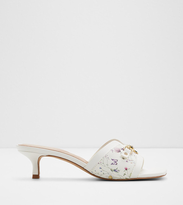 ANNAMASSI Metal Accent Heel Sandals