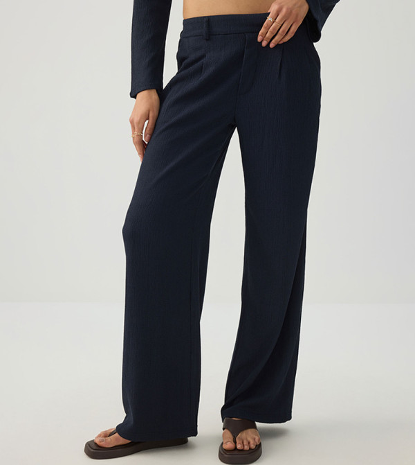 Seersucker Pleated Straight Fit Trousers