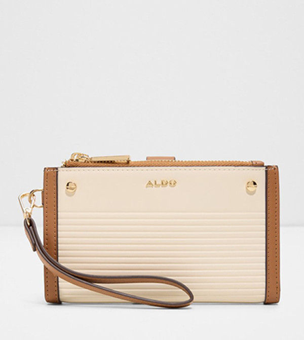 BANAETERIEL Textured Wristlet