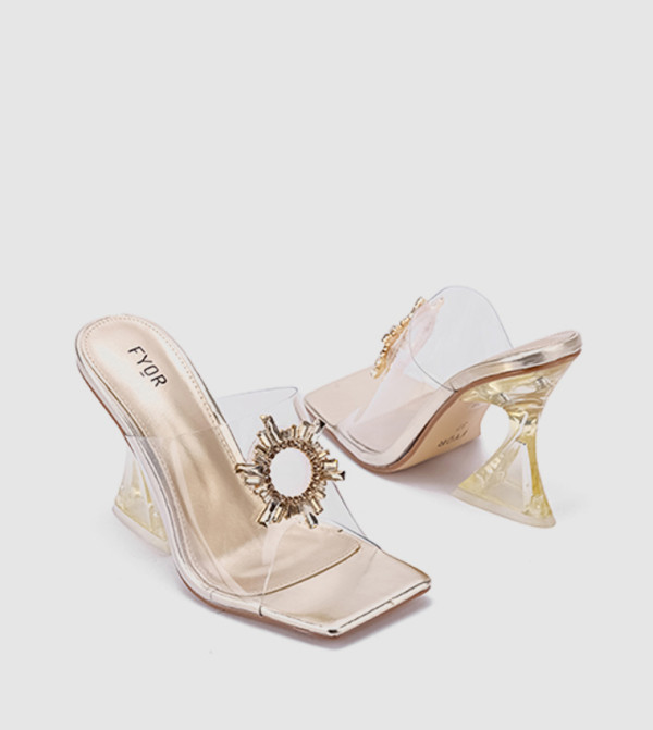 صندل مزين ببروش