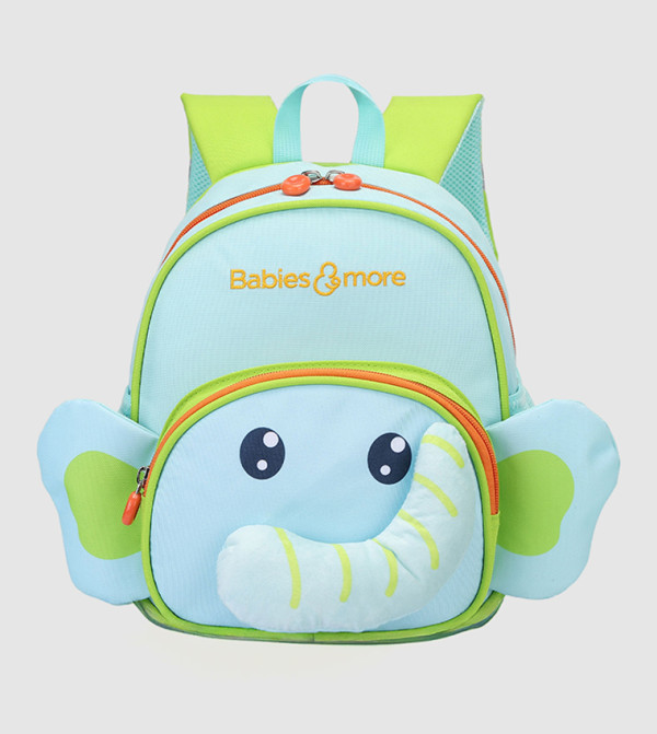 حقيبة ظهر بتفاصيل ثلاثية الأبعاد وجيب أمامي