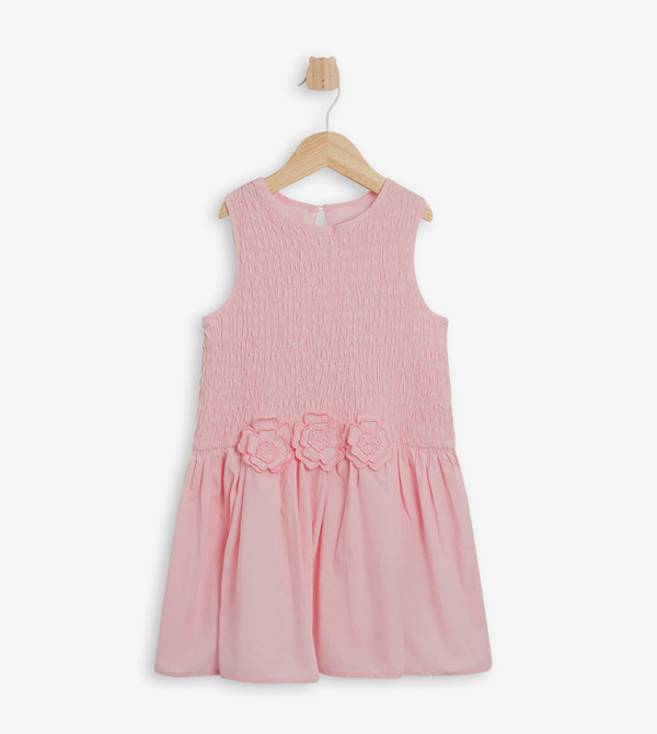 فستان بدون أكمام بملمس بارز