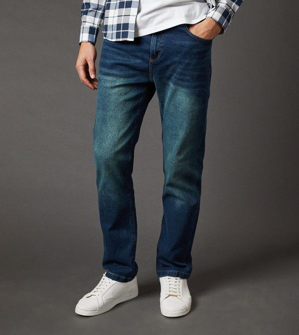 Vintage Wash Stretch Straight Fit Jeans