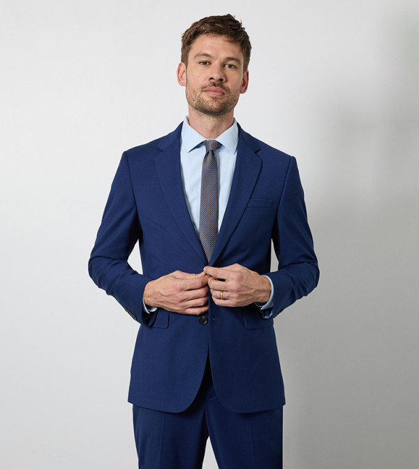 Essential French Tailored Fit Blazer