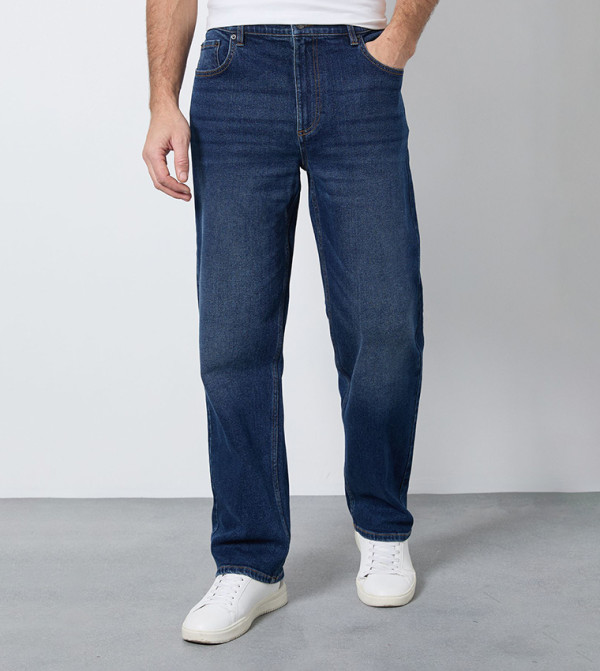 Washed Stretch Straight Fit Jeans
