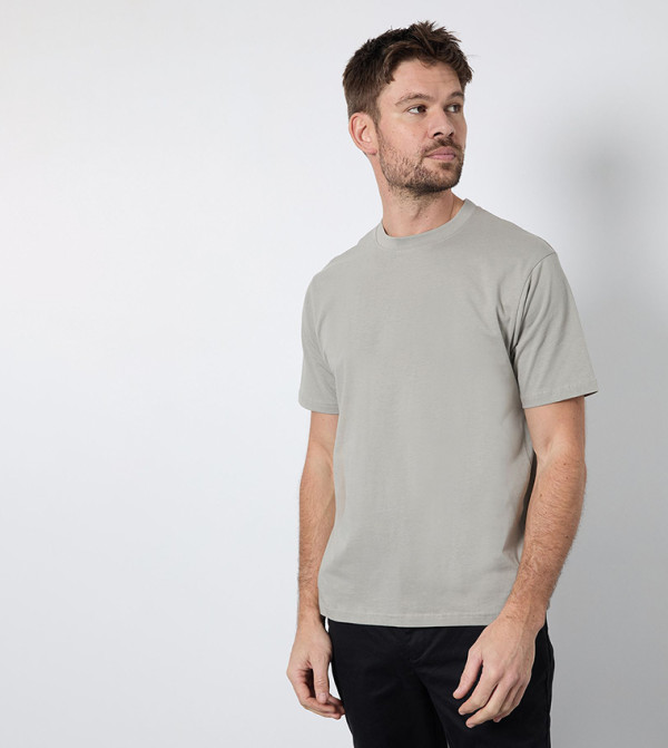 Solid Crew Neck T-Shirt