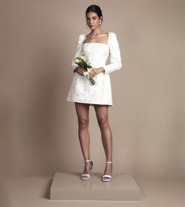 Jaquard Long Sleeves Square Neck Mini Wedding Dress