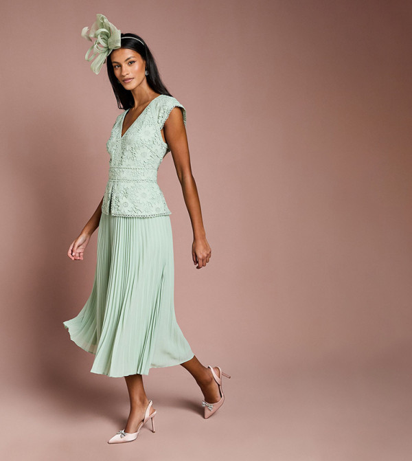 Petite V-Neck Lace Bodice Peplum Midi Dress