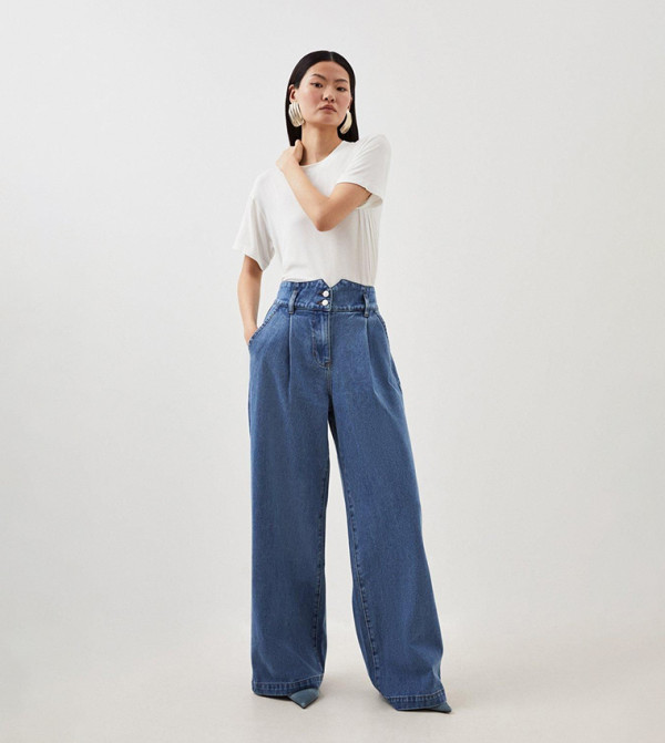 Petite Washed Wide Leg Jeans