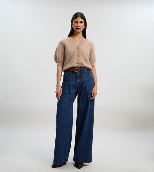Solid Pleat Front Wide Leg Jeans