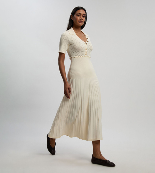 فستان ميداكسي مرن  كم قصير بقبة 