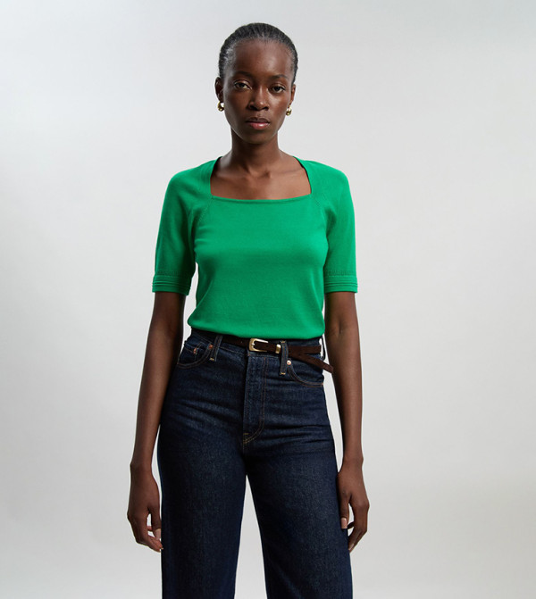 توب محبوك كم طويل بقبة مربعة