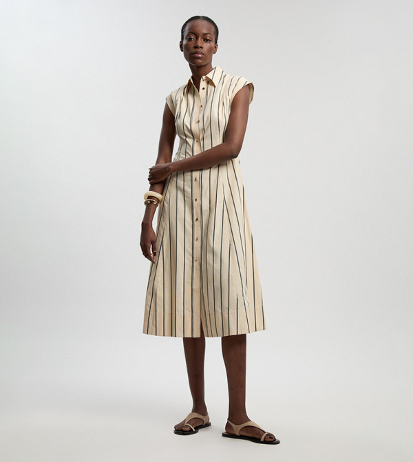 فستان قميص ميدي قطن منسوج بخياطة بارزة للمقاسات الصغيرة