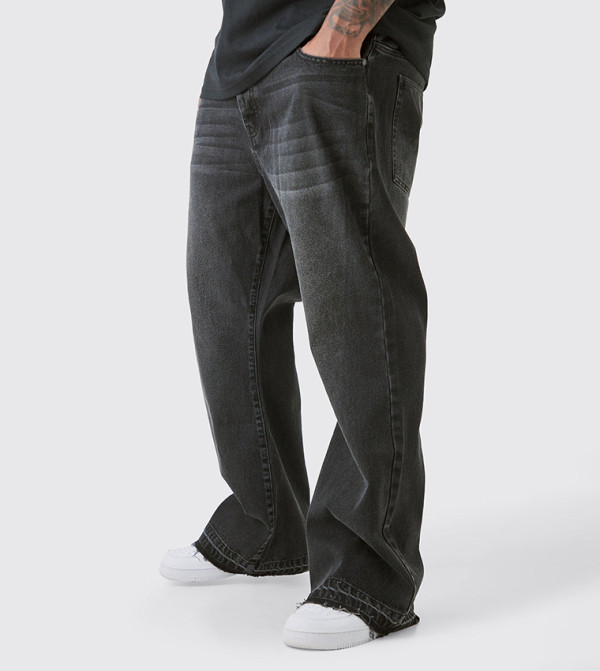 Curve Faded Flared Jeans