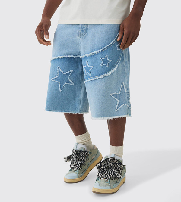 Regular Fit Rigid Star Applique Denim Shorts