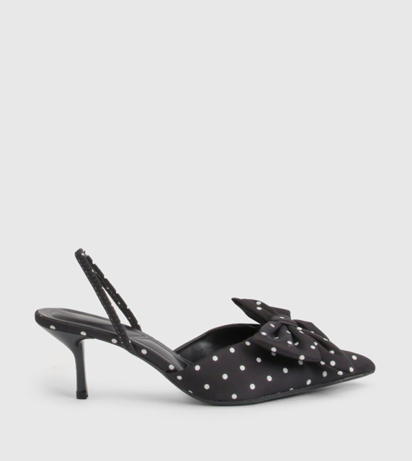 حذاء بكعب ستليتو ساتان منقط بعقدة بحزام خلفي 