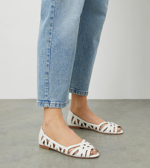 Wide Fit Prim Peep Toe Ballet Flats