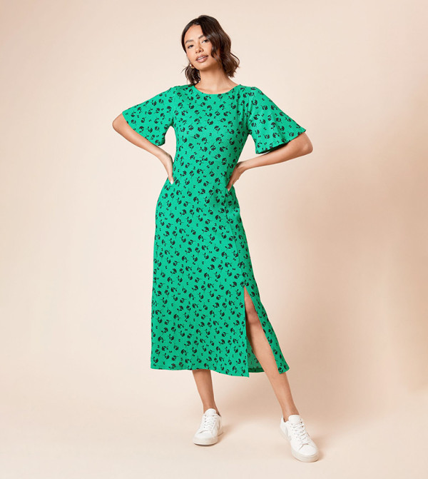 فستان ميدي بأكمام قصيرة بطبعة زهور