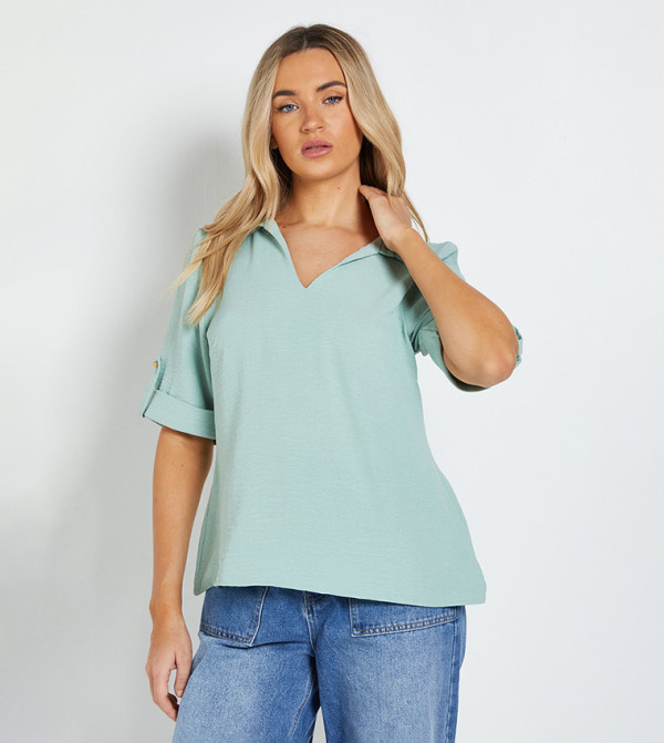 Textured Collared Short Sleeves Top