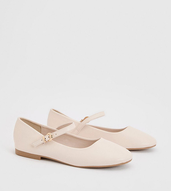 Catrina Wide Fit Solid Mary Jane Shoes