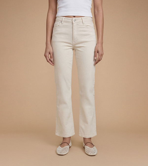 Petite Comfort Stretch Bootcut Jeans