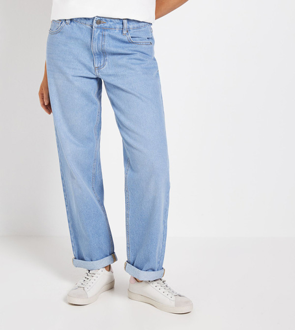 Ankle Grazer Fold Up Boyfriends Fit Jeans