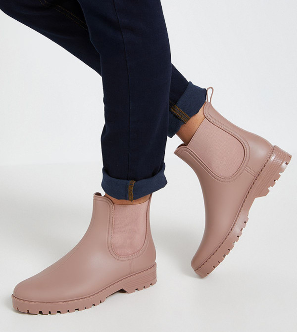 Sofia Elastic Gusset Chelsea Boots