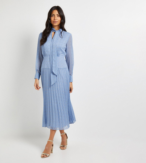 Clipped Tie Neck Pleated Shirt Dress