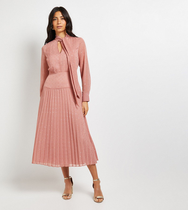 Clipped Tie Neck Pleated Shirt Dress