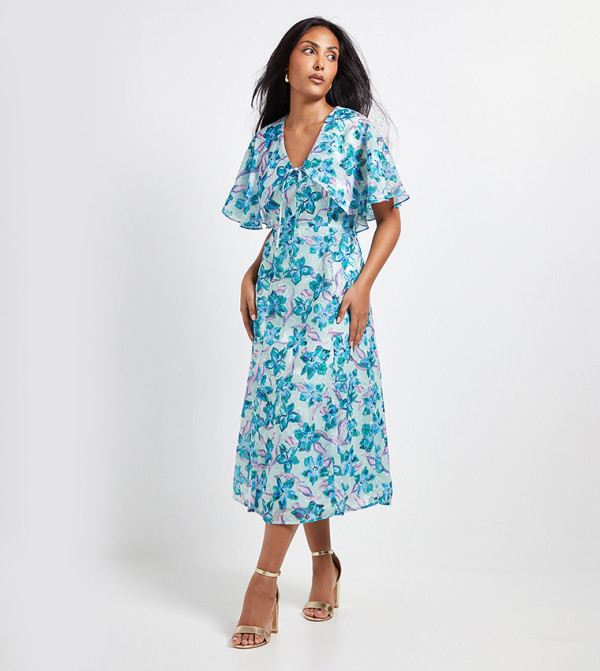 Petite Floral Burn Out Cape Sleeves Midi Dress