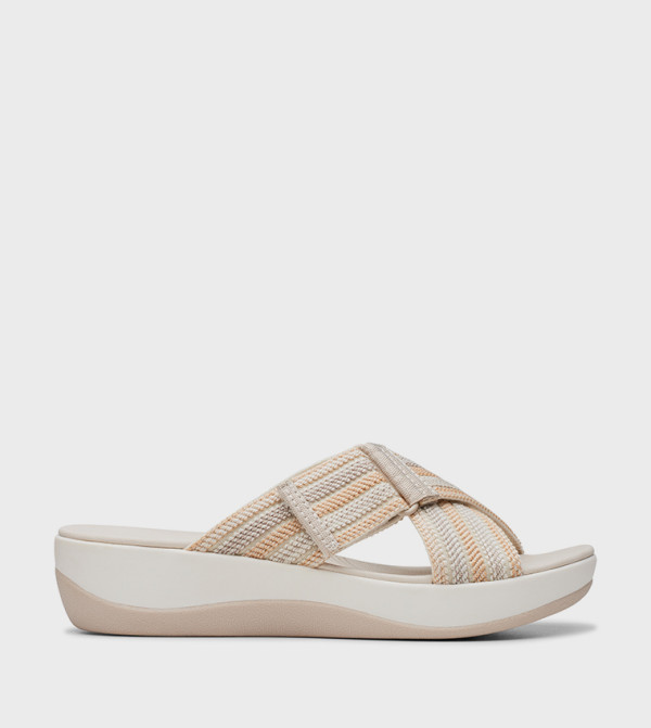 ARLA WAVE Criss-Cross Wedge Sandals