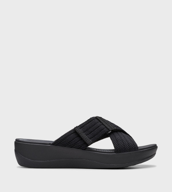 صندل ويدج بمقدمة كريس كروس