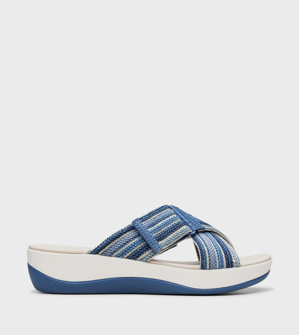 ARLA WAVE Criss-Cross Wedge Sandals