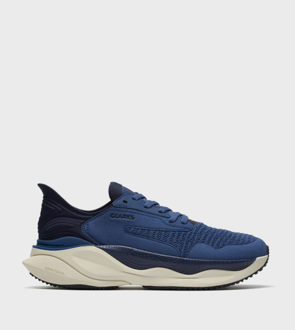 CLARKS PACE Runner Sneakers