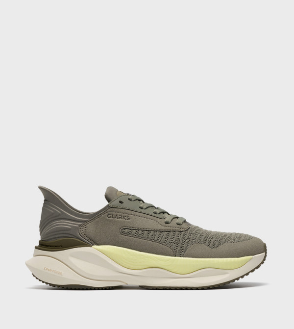 CLARKS PACE Runner Sneakers