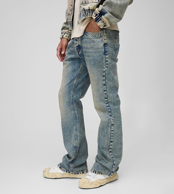 Antique Washed Relaxed Flared Jeans