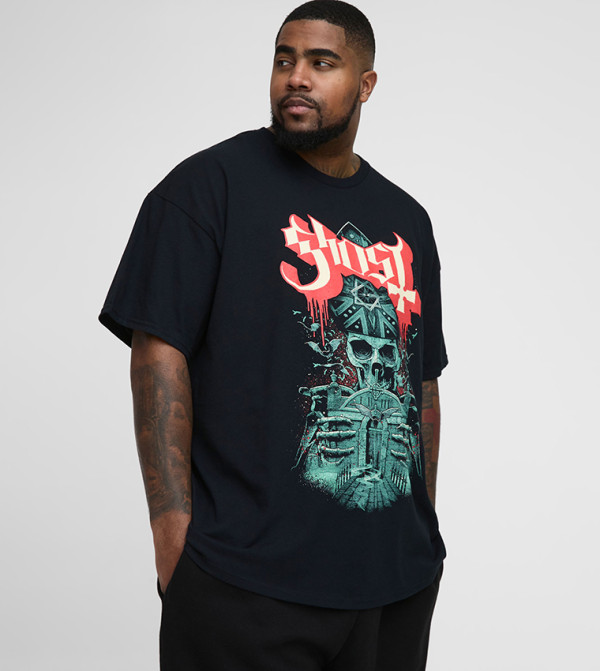 تيشيرت اوفرسايز بطبعة توينتي ون بايلوتس